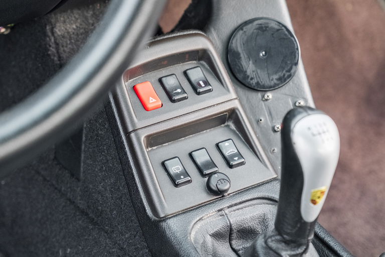 Porsche 993 Carrera 4