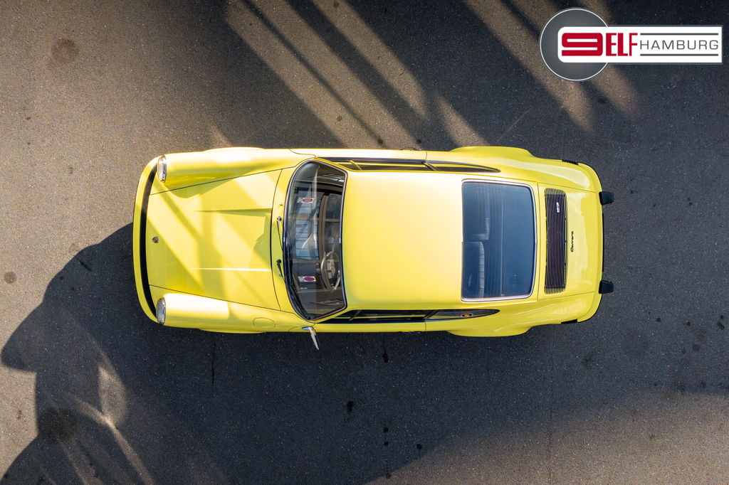 Porsche 911 Carrera 2.7