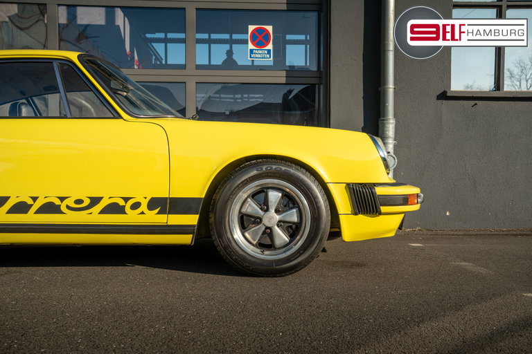 Porsche 911 Carrera 2.7