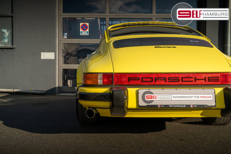 Porsche 911 Carrera 2.7