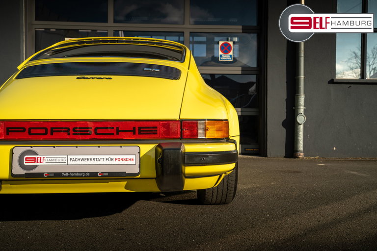 Porsche 911 Carrera 2.7
