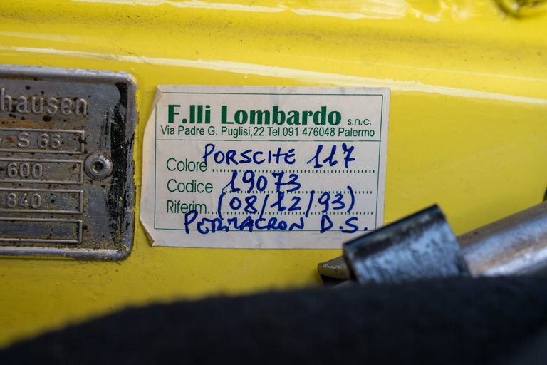 Porsche 911 Carrera 2.7