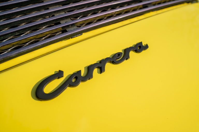 Porsche 911 Carrera 2.7