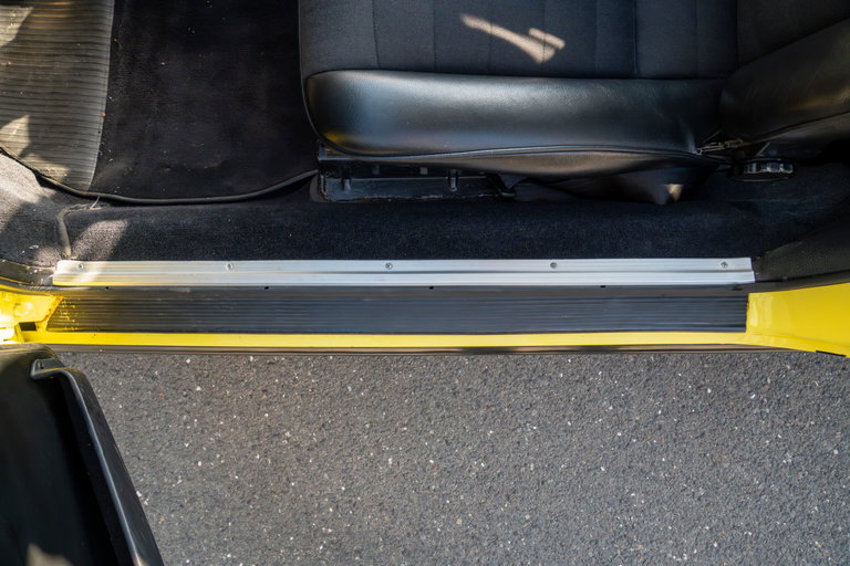 Porsche 911 Carrera 2.7