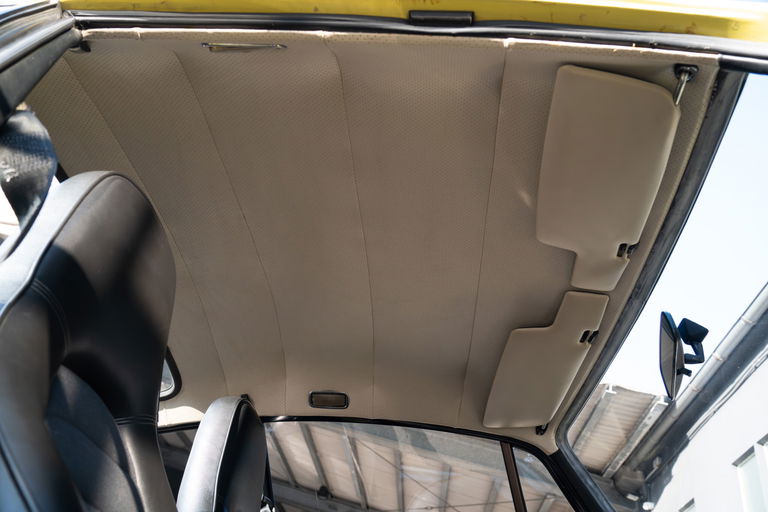 Porsche 911 Carrera 2.7