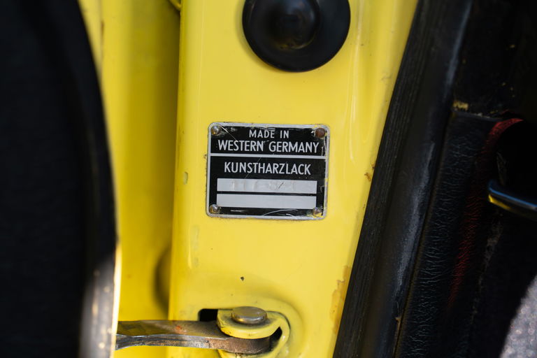 Porsche 911 Carrera 2.7