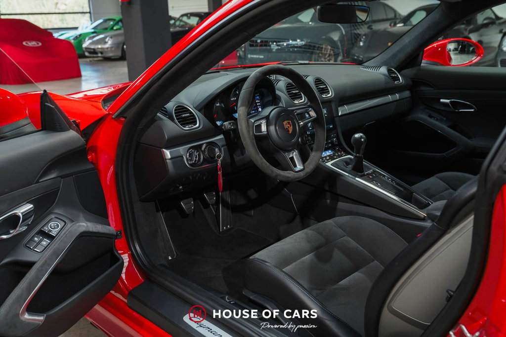 Porsche 718 Cayman GTS