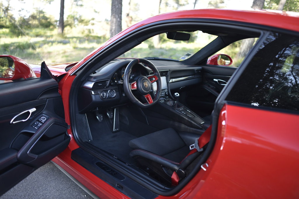 Porsche 991.2 GT3 Touring