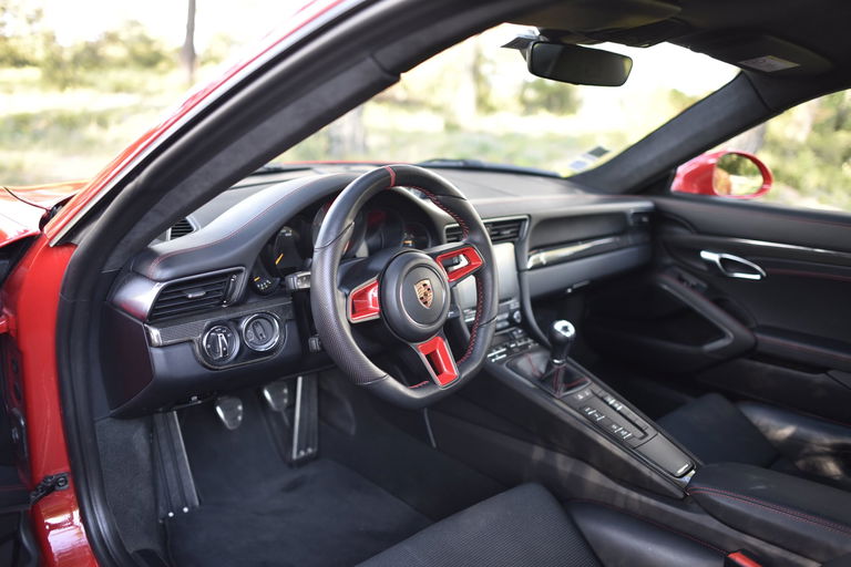 Porsche 991.2 GT3 Touring