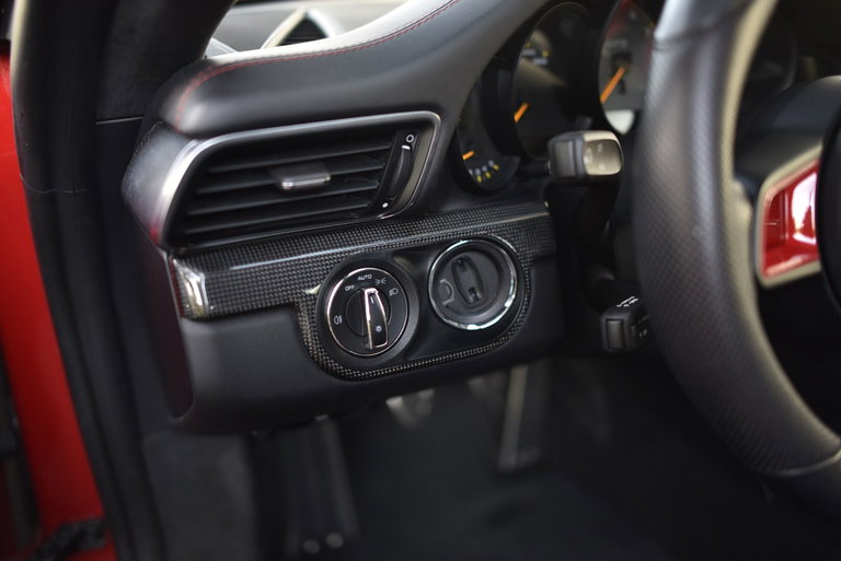 Porsche 991.2 GT3 Touring