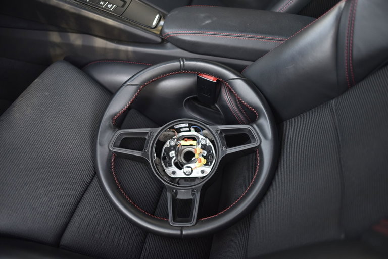 Porsche 991.2 GT3 Touring