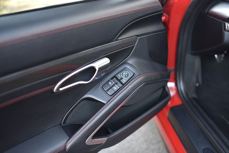 Porsche 991.2 GT3 Touring