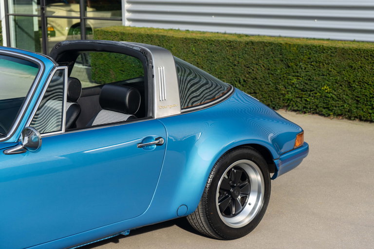 Porsche 911 Backdate