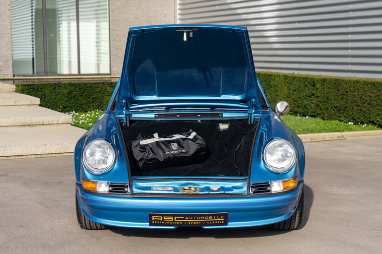 Porsche 911 Backdate