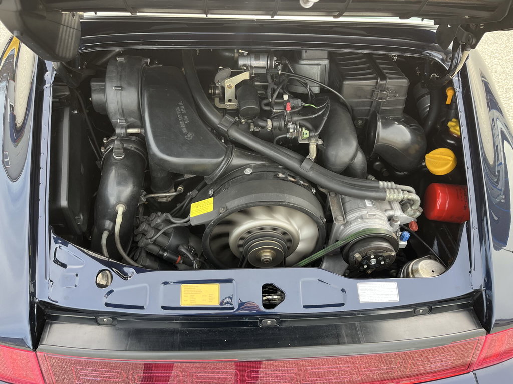Porsche 964 Carrera 4