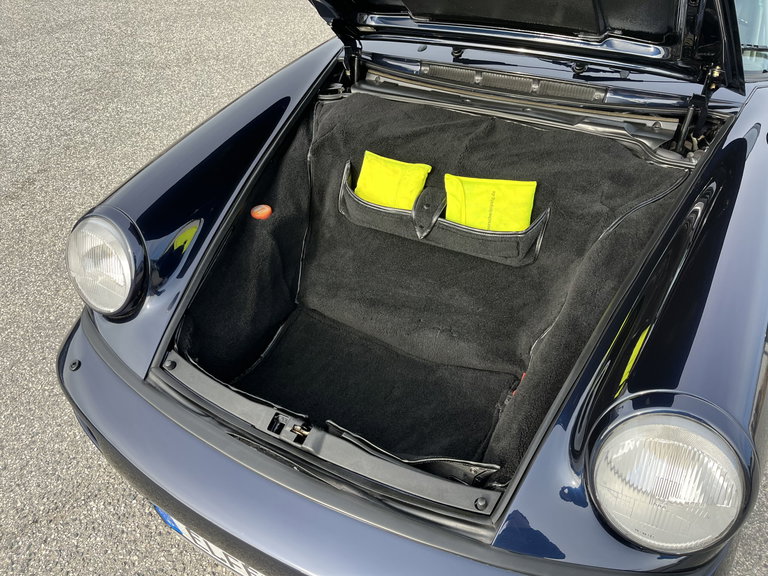 Porsche 964 Carrera 4