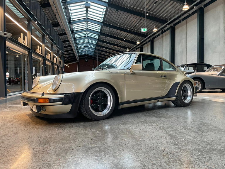 Porsche 911 Turbo 3.0