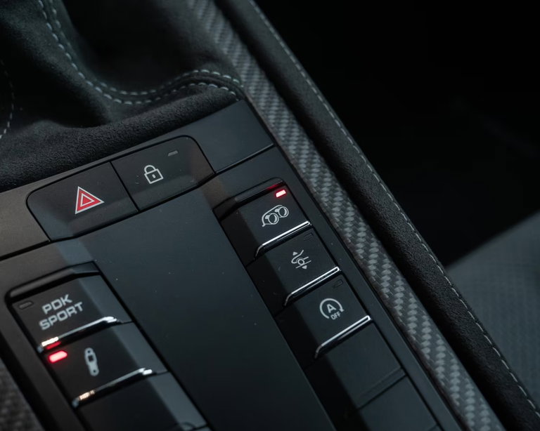 Porsche 718 Cayman GT4 RS