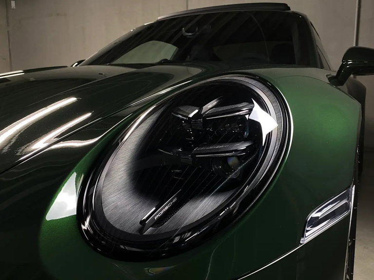 Porsche 992.2 Carrera 4 GTS