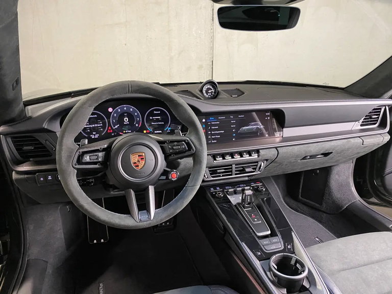 Porsche 992.2 Carrera 4 GTS