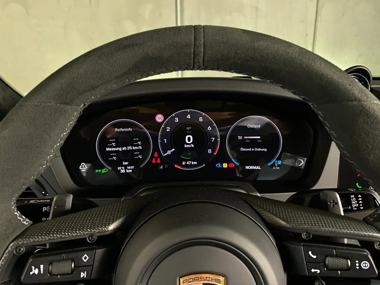 Porsche 992.2 Carrera 4 GTS