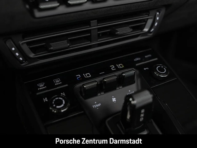 Porsche 992 Targa 4 GTS