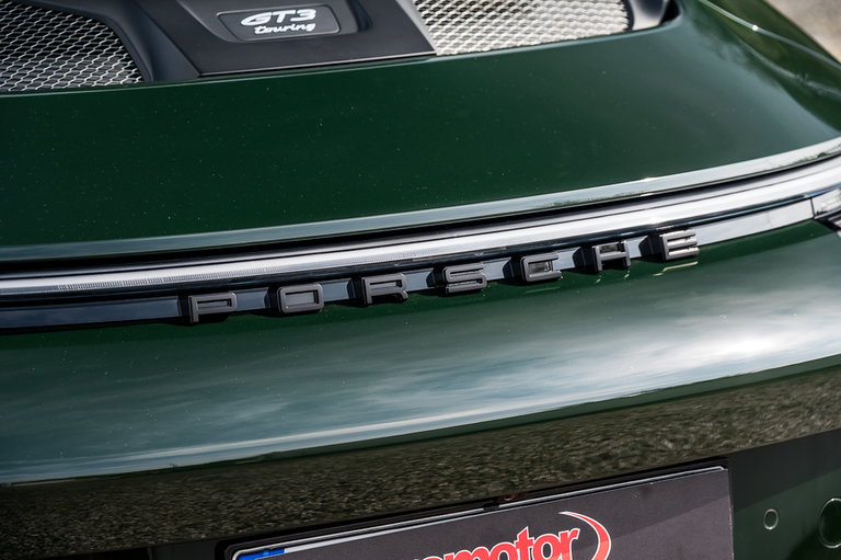 Porsche 992 GT3 Touring