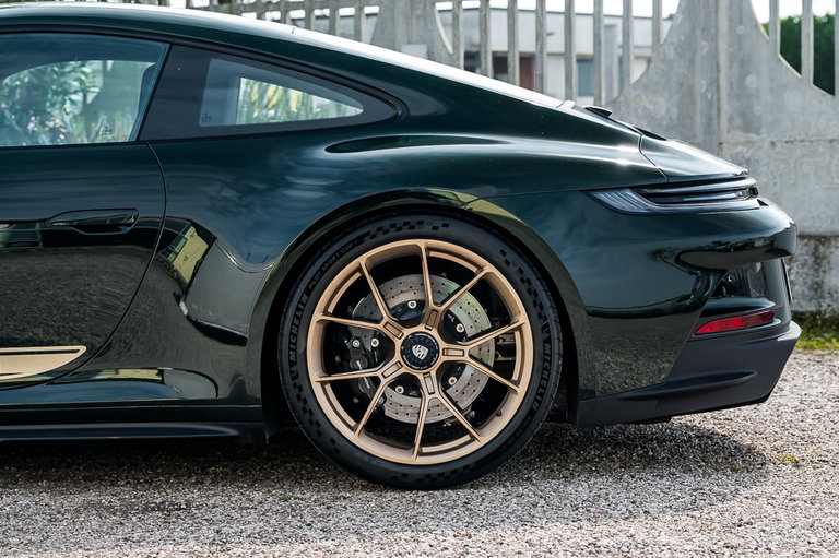 Porsche 992 GT3 Touring