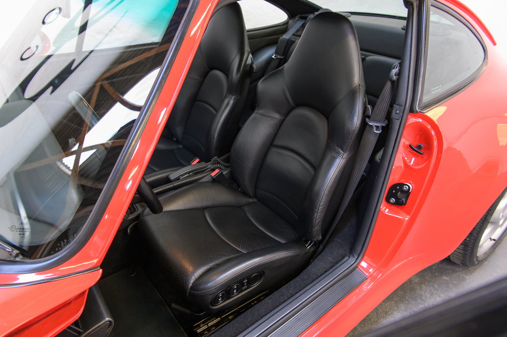 Porsche 993 Carrera 4S