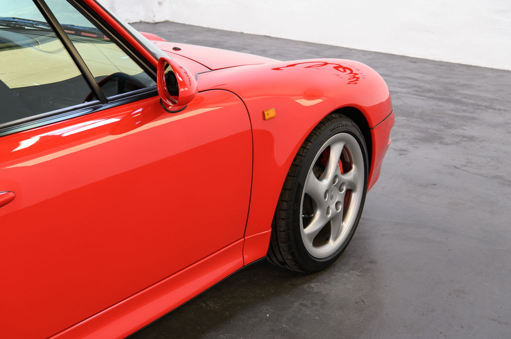 Porsche 993 Carrera 4S
