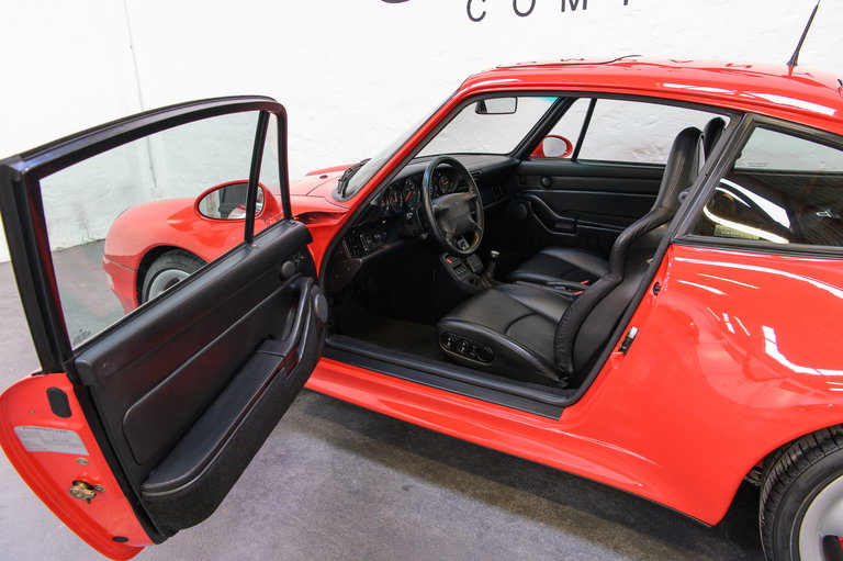 Porsche 993 Carrera 4S