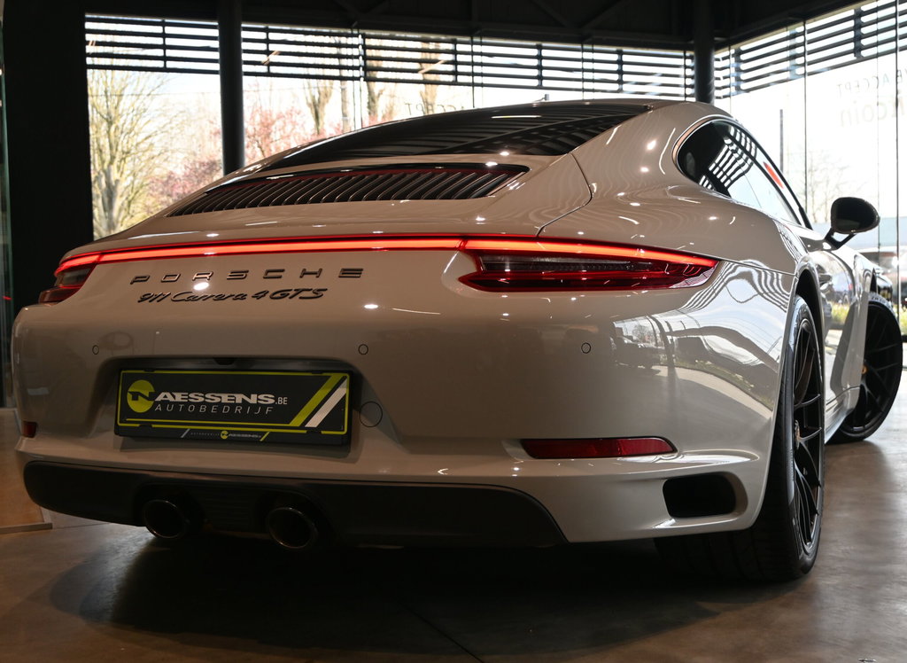 Porsche 991.2 Carrera 4 GTS