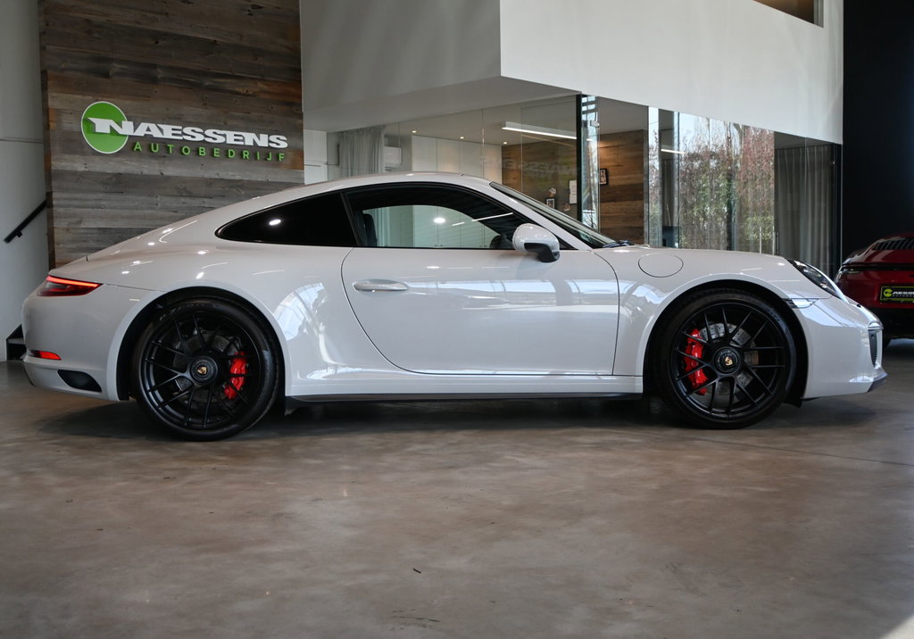 Porsche 991.2 Carrera 4 GTS