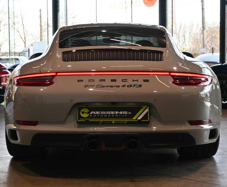 Porsche 991.2 Carrera 4 GTS