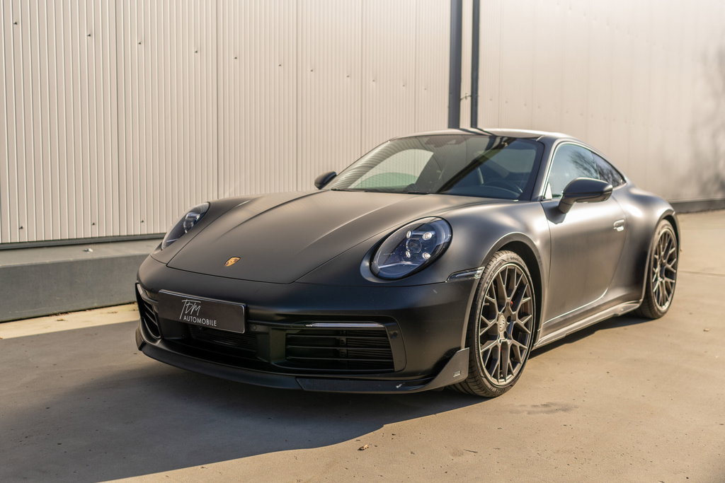 Porsche 992 Carrera 4S