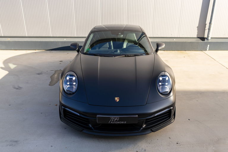 Porsche 992 Carrera 4S