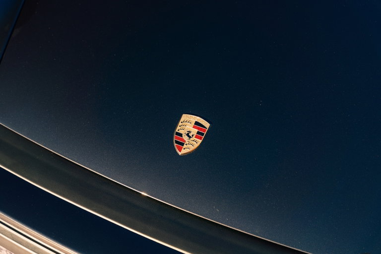 Porsche 911 Carrera 3.2 “25 Jahre 911”