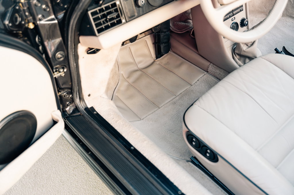 Porsche 911 Carrera 3.2 “25 Jahre 911”