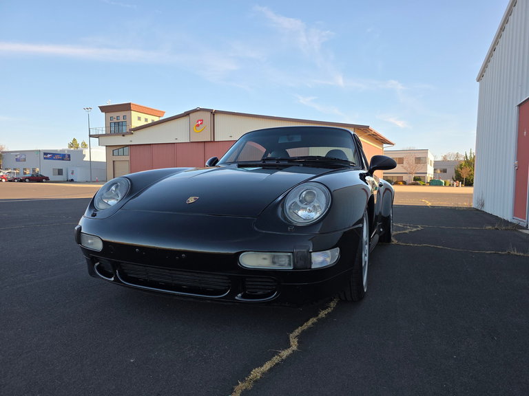 Porsche 993 Carrera 4S