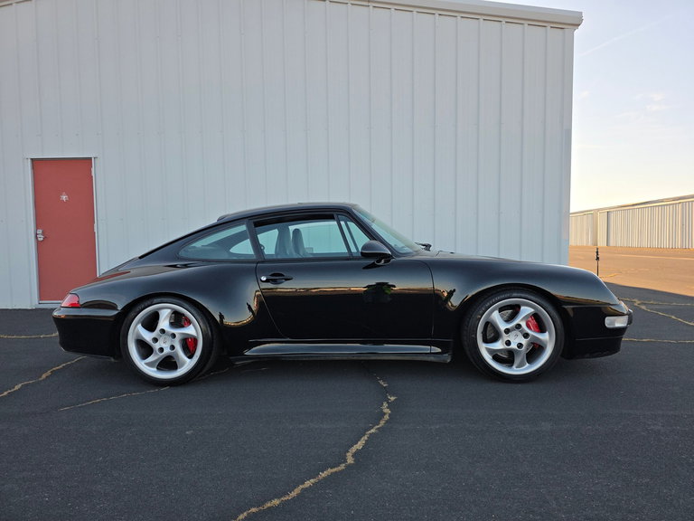 Porsche 993 Carrera 4S