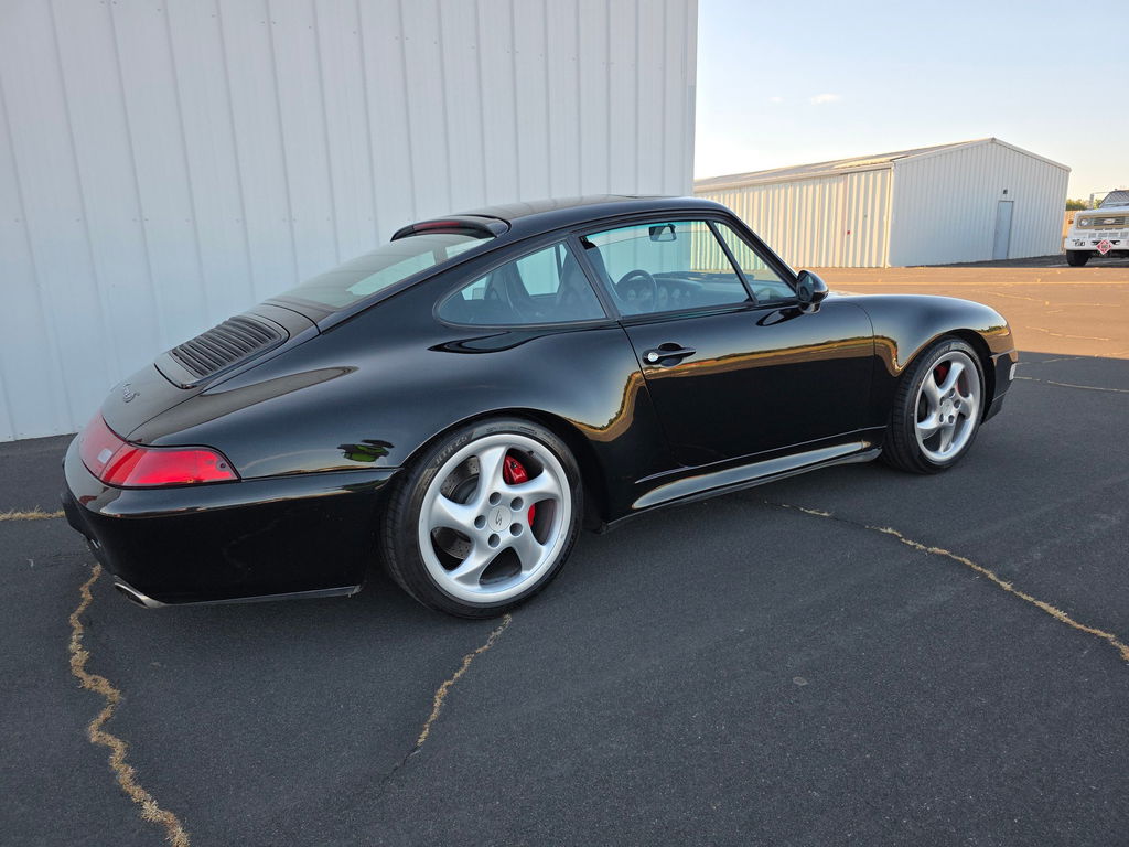 Porsche 993 Carrera 4S