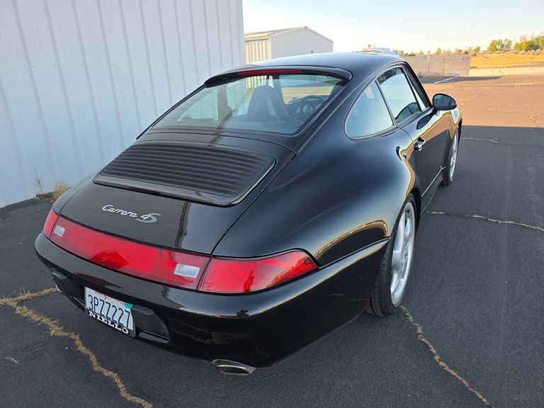 Porsche 993 Carrera 4S