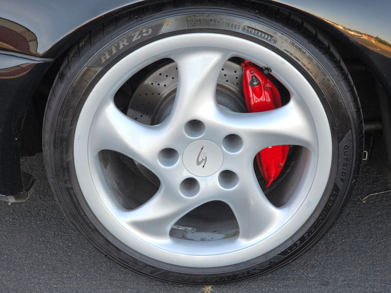Porsche 993 Carrera 4S