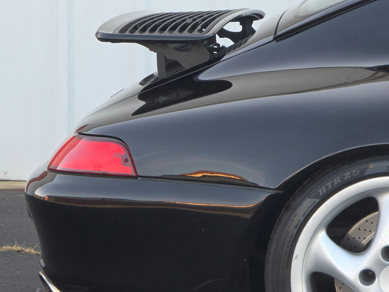 Porsche 993 Carrera 4S