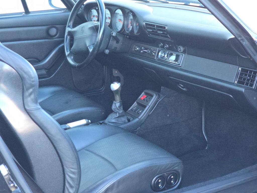 Porsche 993 Carrera 4S
