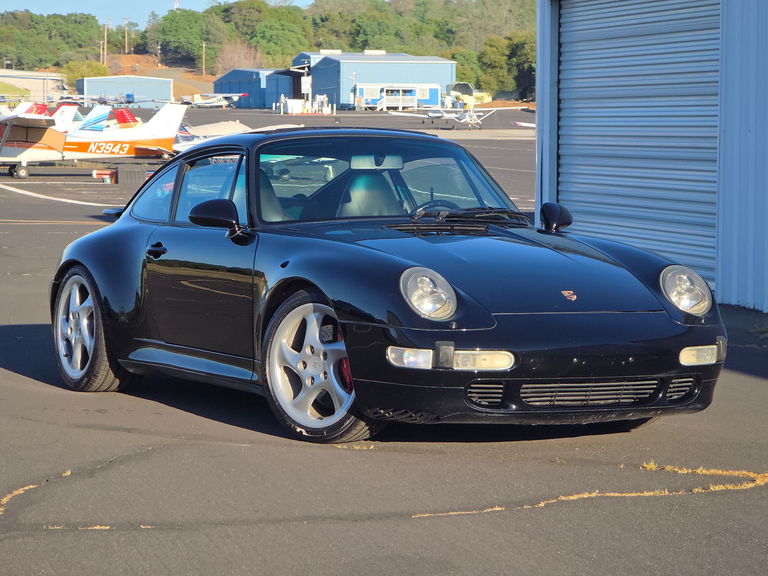 Porsche 993 Carrera 4S