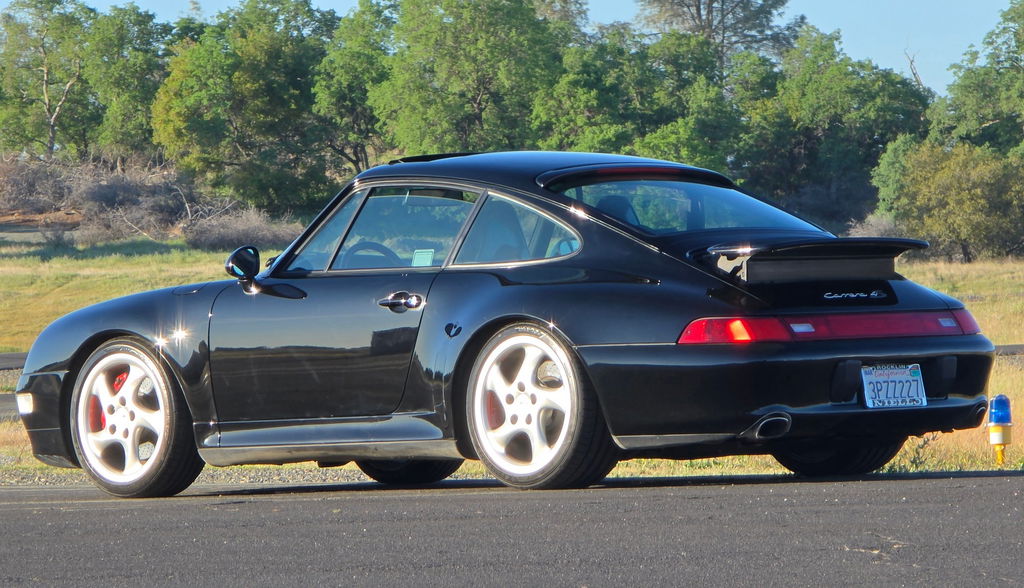 Porsche 993 Carrera 4S