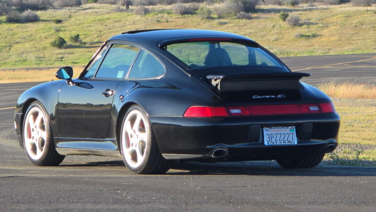 Porsche 993 Carrera 4S