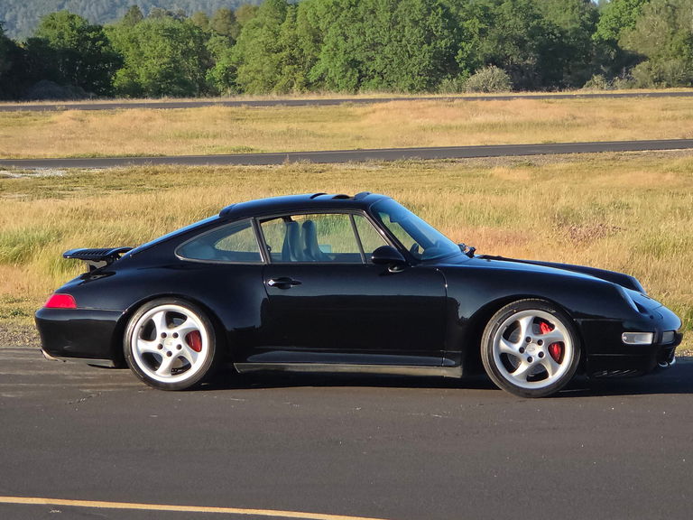 Porsche 993 Carrera 4S
