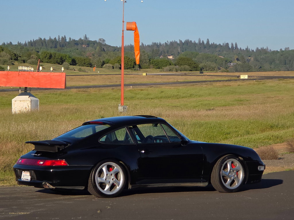 Porsche 993 Carrera 4S
